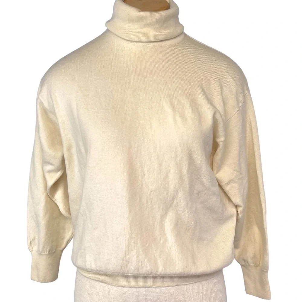Burberrys Vintage Cropped Merino Wool Turtleneck Sweater Jumper Women M in Cream - Picture 1 of 7